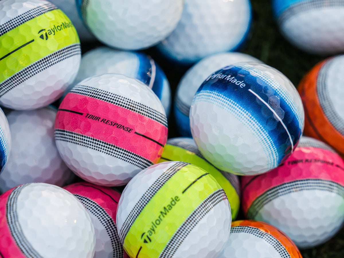 Pelota Taylor Made Tour Response Stripe A25