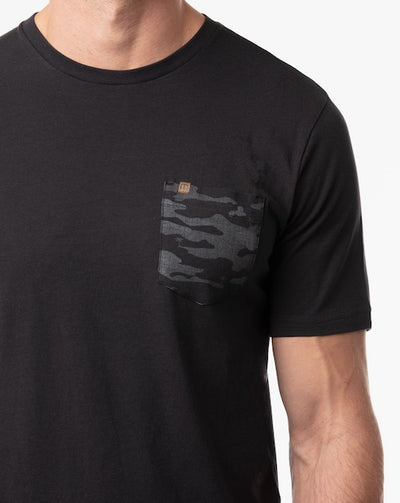 Playera Travis Mathew Thirteen Below